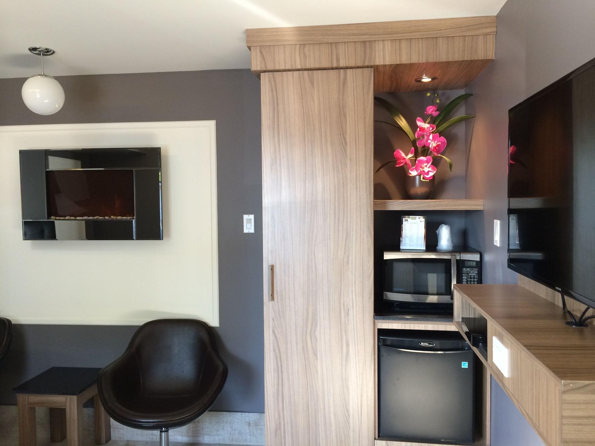 Olux Hotel-Motel-Suites Laval Dış mekan fotoğraf