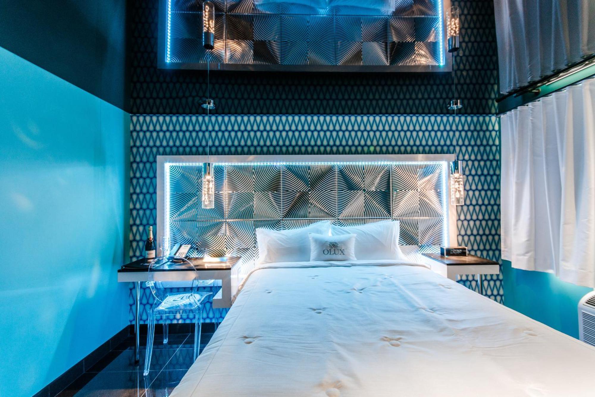 Olux Hotel-Motel-Suites Laval Dış mekan fotoğraf