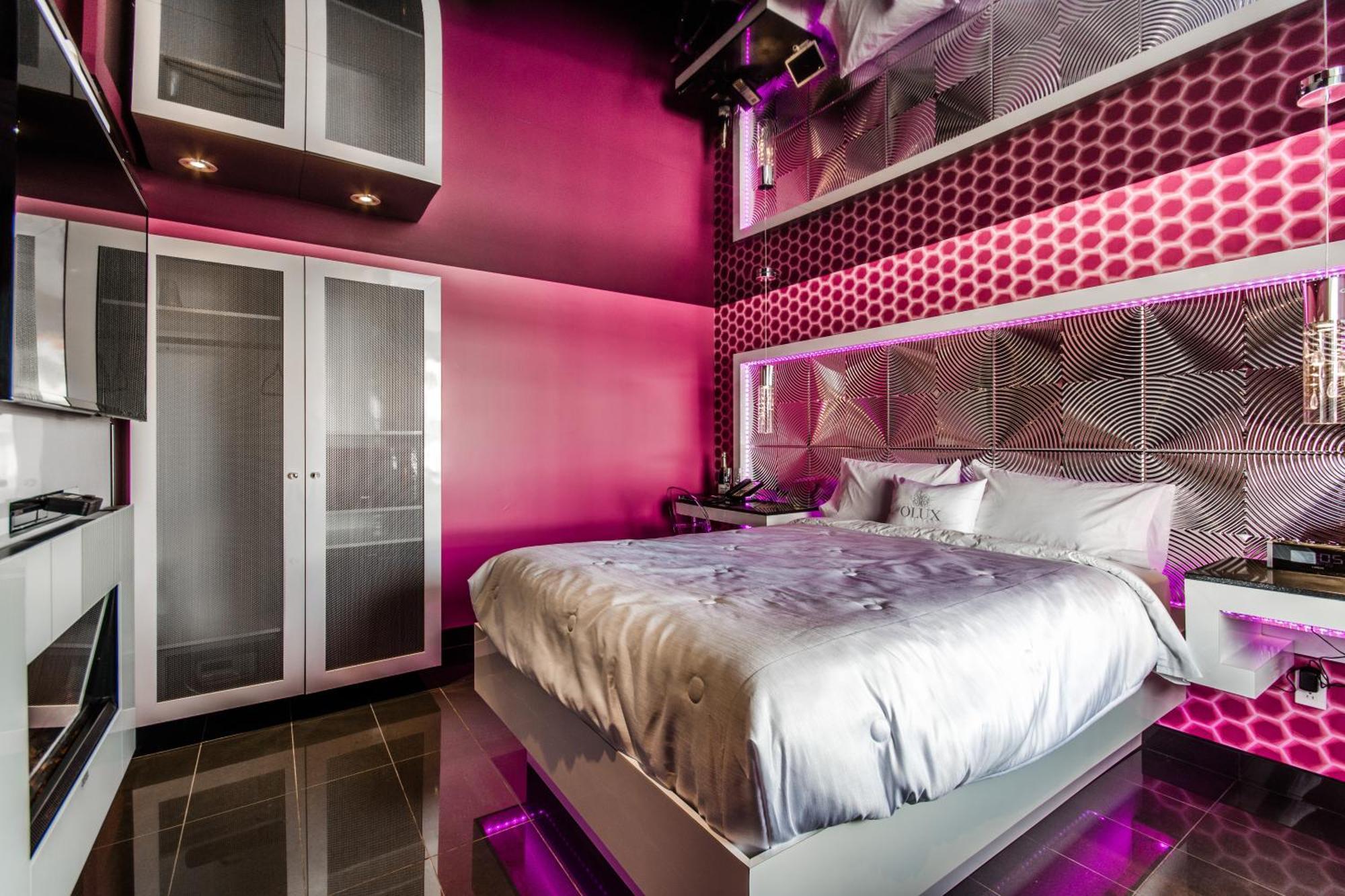 Olux Hotel-Motel-Suites Laval Dış mekan fotoğraf